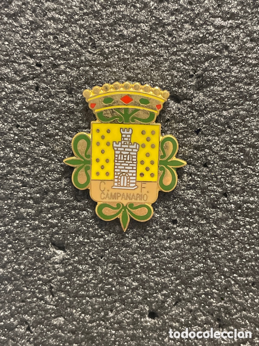Collezionismo sportivo: Pin 151 C.F. CAMPANARIO - Campanario (Badajoz)