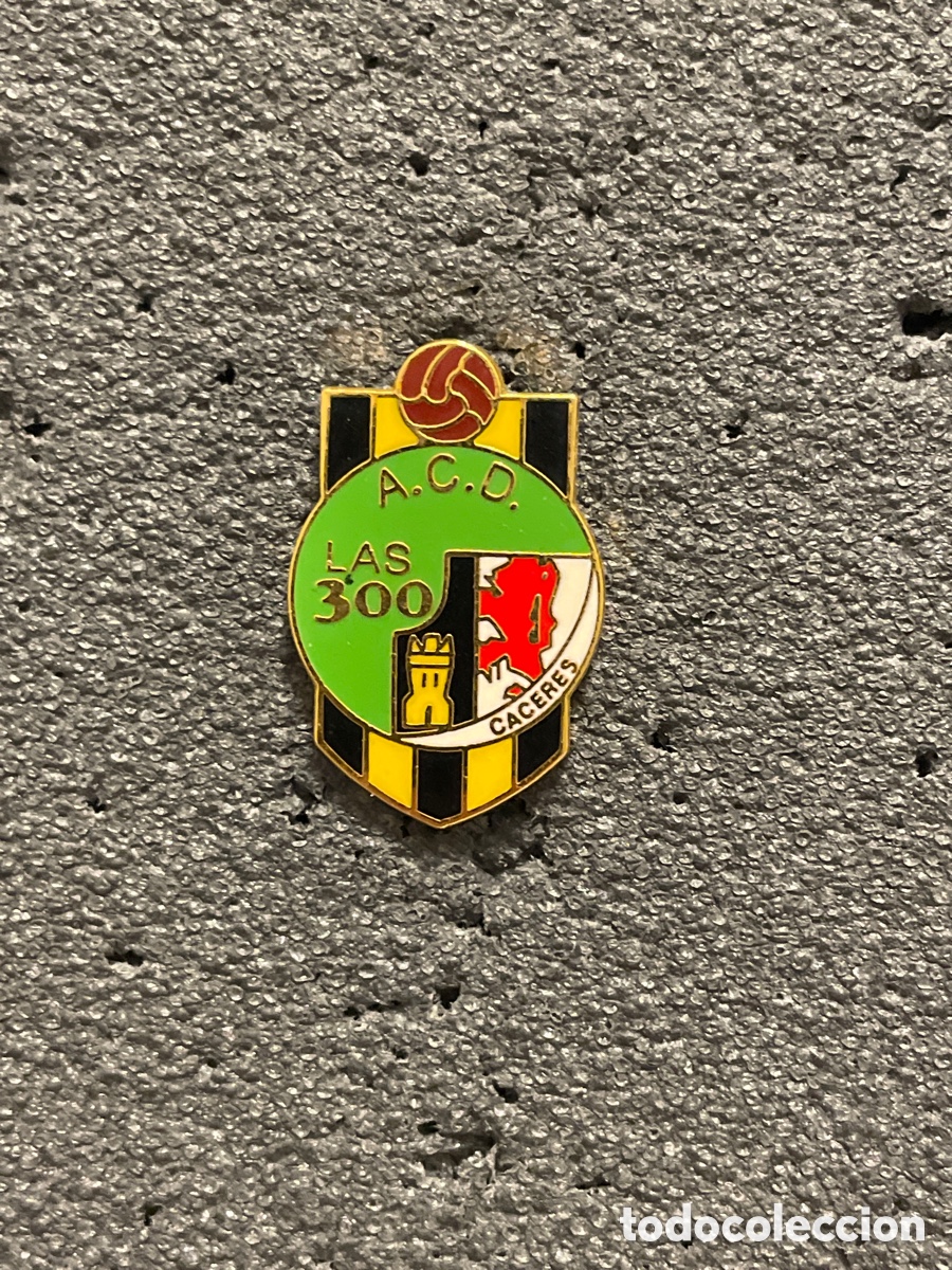 Collezionismo sportivo: Pin 181 A.C.D. LAS 300 - C&aacute;ceres