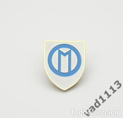 Collezionismo sportivo: Badge Pin: French football clubs France Olympique de Marseille