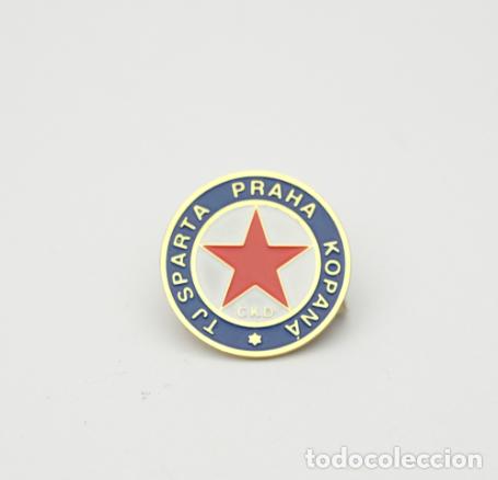 Collezionismo sportivo: Badge Pin: European football clubs Czech Republic - &rdquo; TJ Sparta Praha &rdquo;