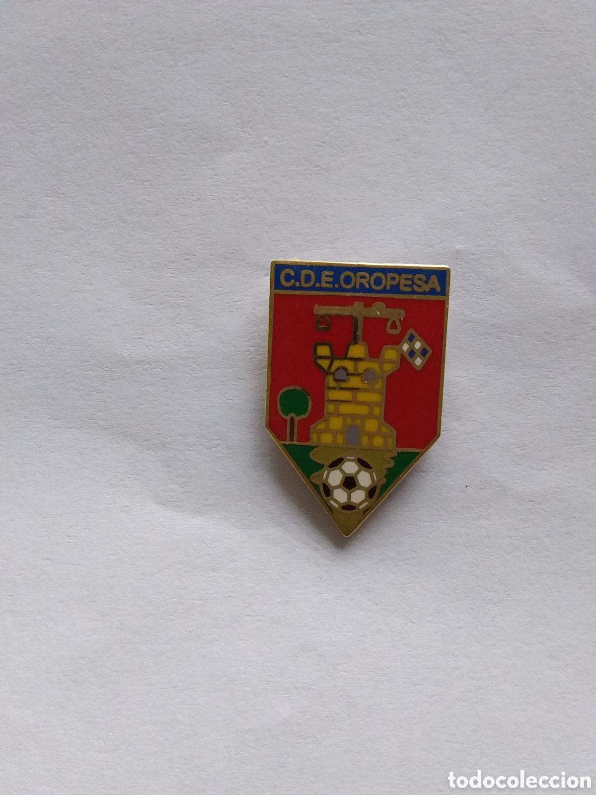 Collezionismo sportivo: Pin C.D.E. Oropesa ( Toledo )