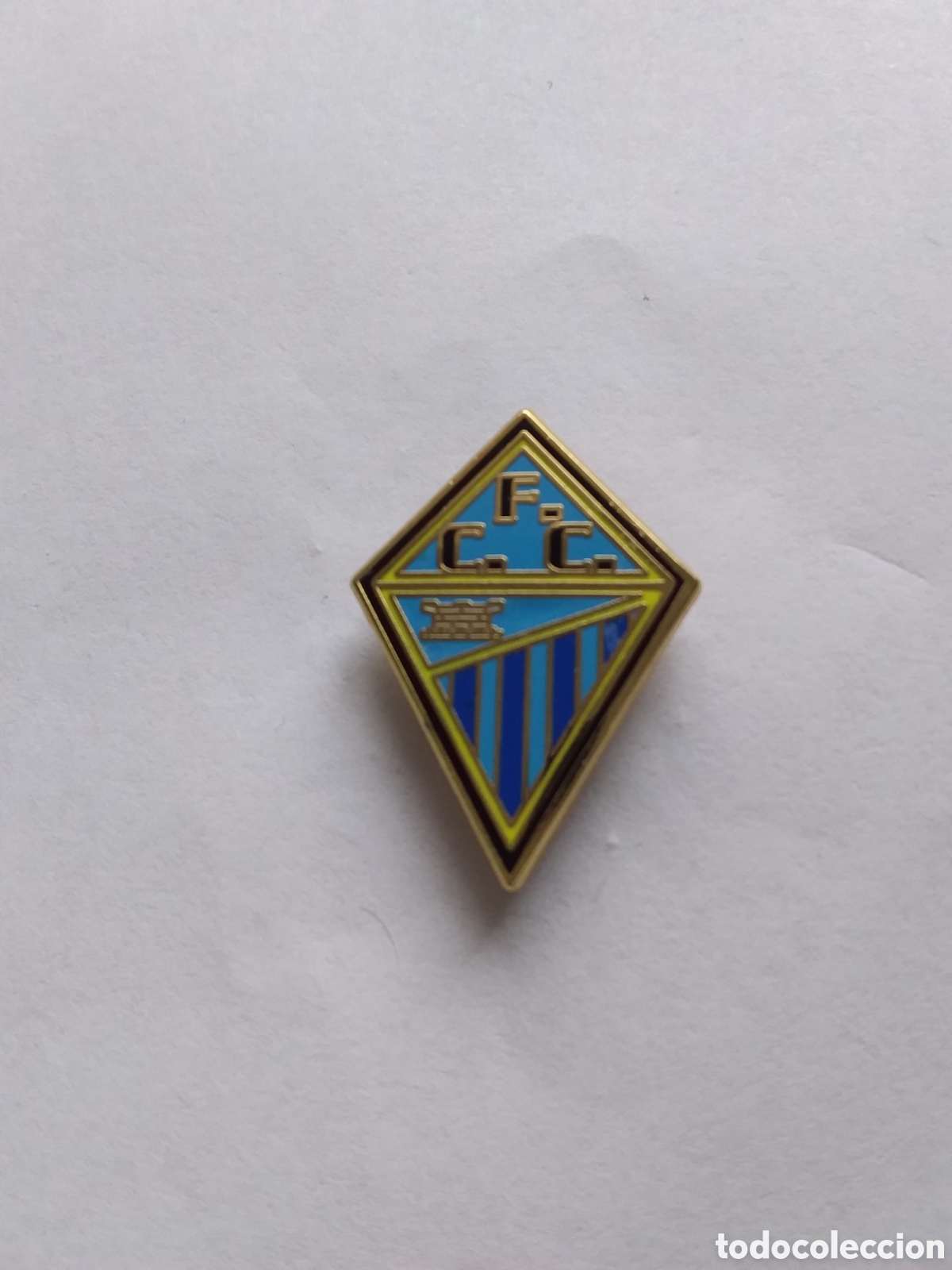 Collezionismo sportivo: Pin C. F. Corrale&ntilde;o ( Ciudad Real)