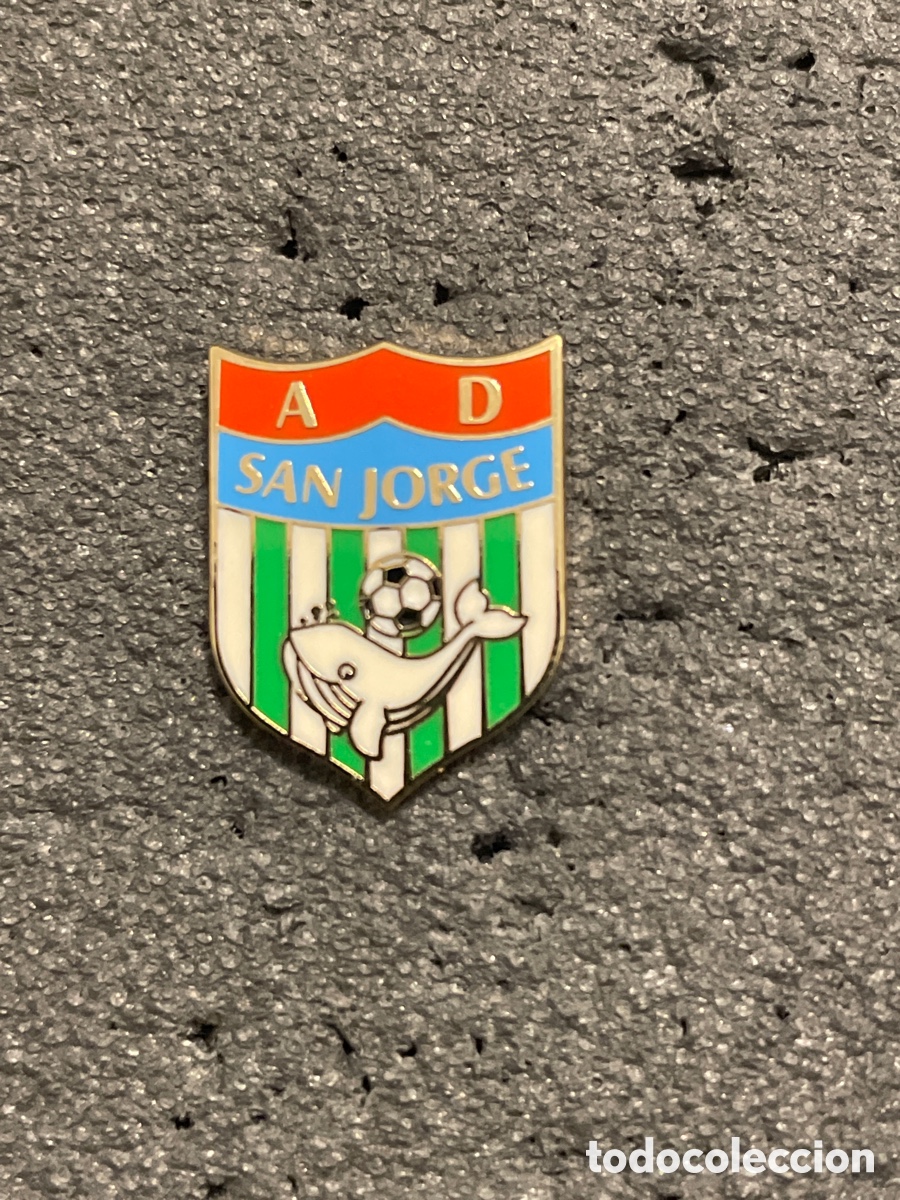 Collezionismo sportivo: Pin 231 A.D. SAN JORGE - Navaconcejo (C&aacute;ceres)