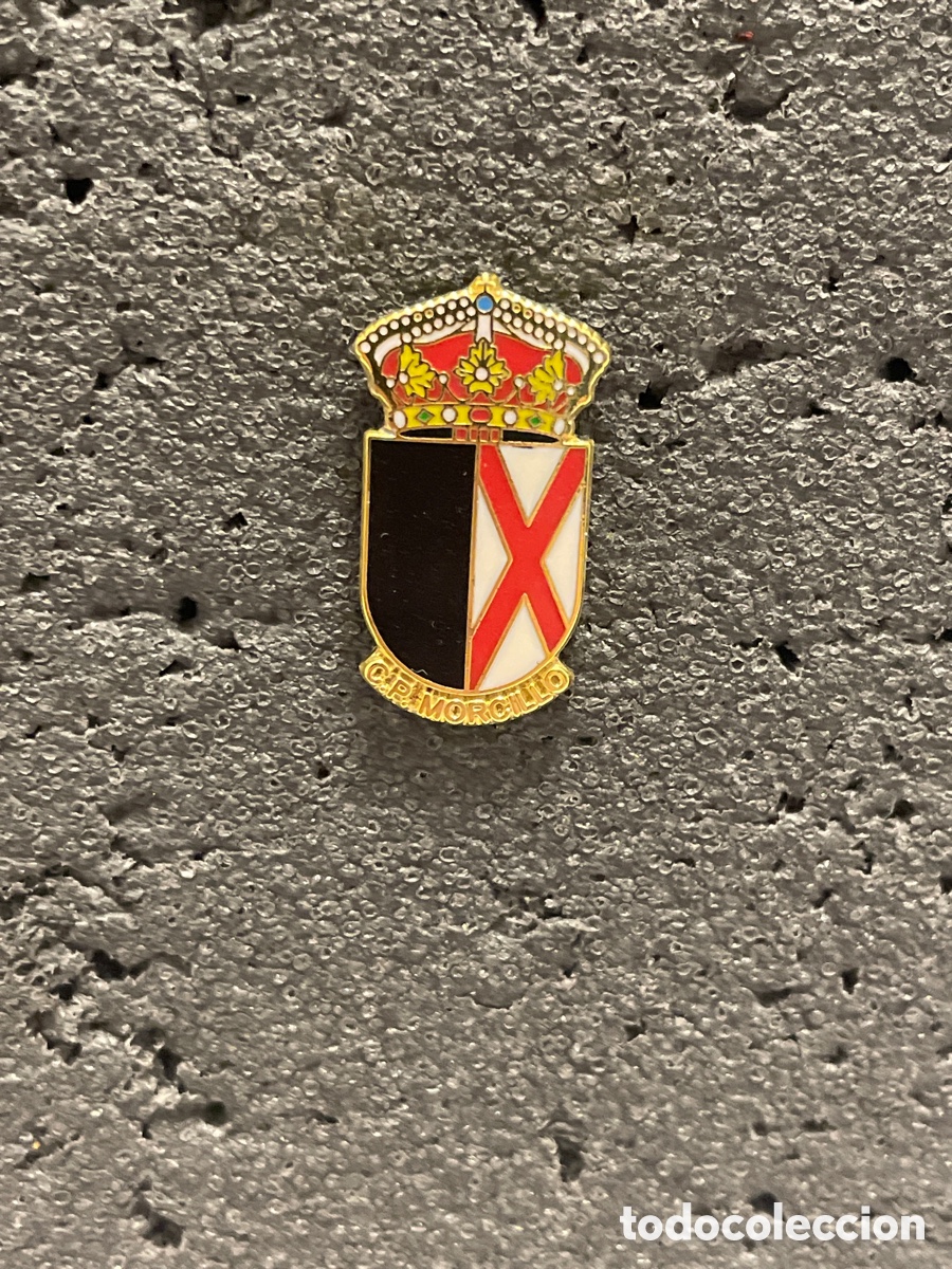 Collezionismo sportivo: Pin 240 C.P. MORCILLO - Morcillo (C&aacute;ceres)