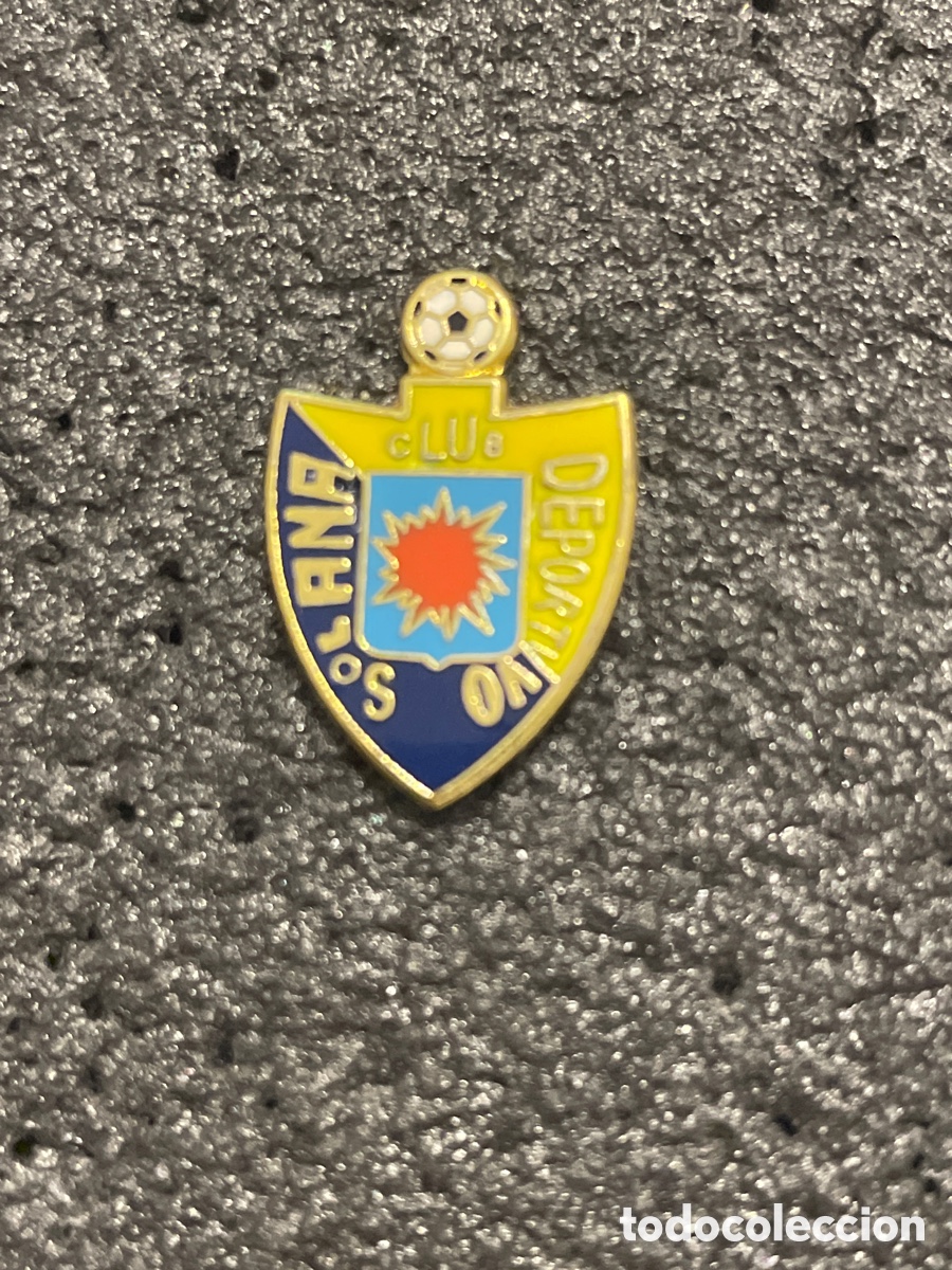 Collezionismo sportivo: Pin 293 C.D. SOLANA - Solana de los Barros (Badajoz)