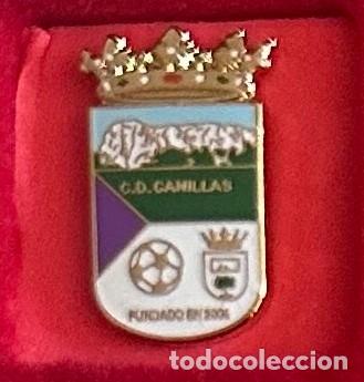 Collezionismo sportivo: Pin de futbol del Club CD Canillas - Canillas de Aceituno Malaga