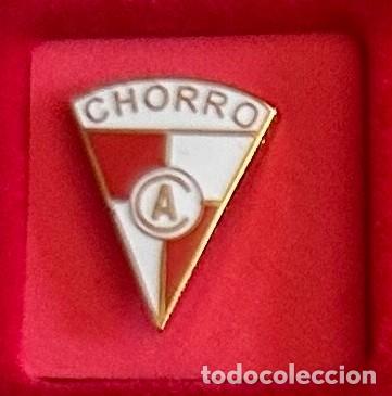 Collezionismo sportivo: Pin de futbol del Club Atletico Chorro Malaga