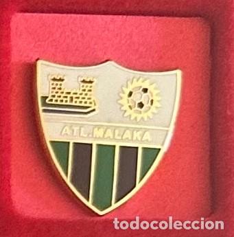 Collectionnisme sportif: Pin de futbol del Club CD Atletico Malaka - Antequera Malaga