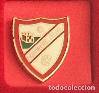 Collectionnisme sportif: Pin de futbol del Club CD Atletico Archidona Malaga