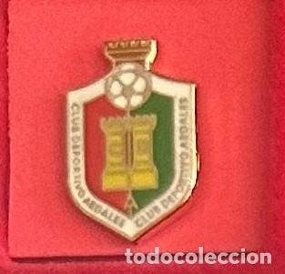Collectionnisme sportif: Pin de futbol del Club CD Ardales Malaga