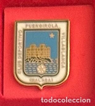 Collectionnisme sportif: Pin de futbol del Club CD Villafranca - Fuengirola Malaga