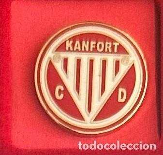 Collectionnisme sportif: Pin de futbol del Club CD Kanfort Malaga