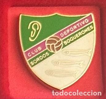 Collectionnisme sportif: Pin de futbol del Club CD Sordos Boquerones Malaga