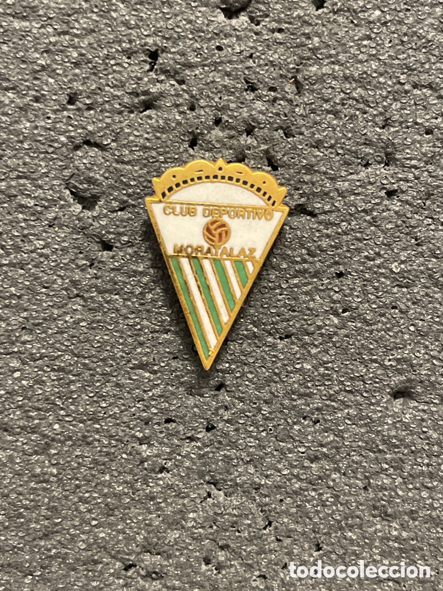 Collectionnisme sportif: Pin 15 C.D. MORATALAZ - Madrid