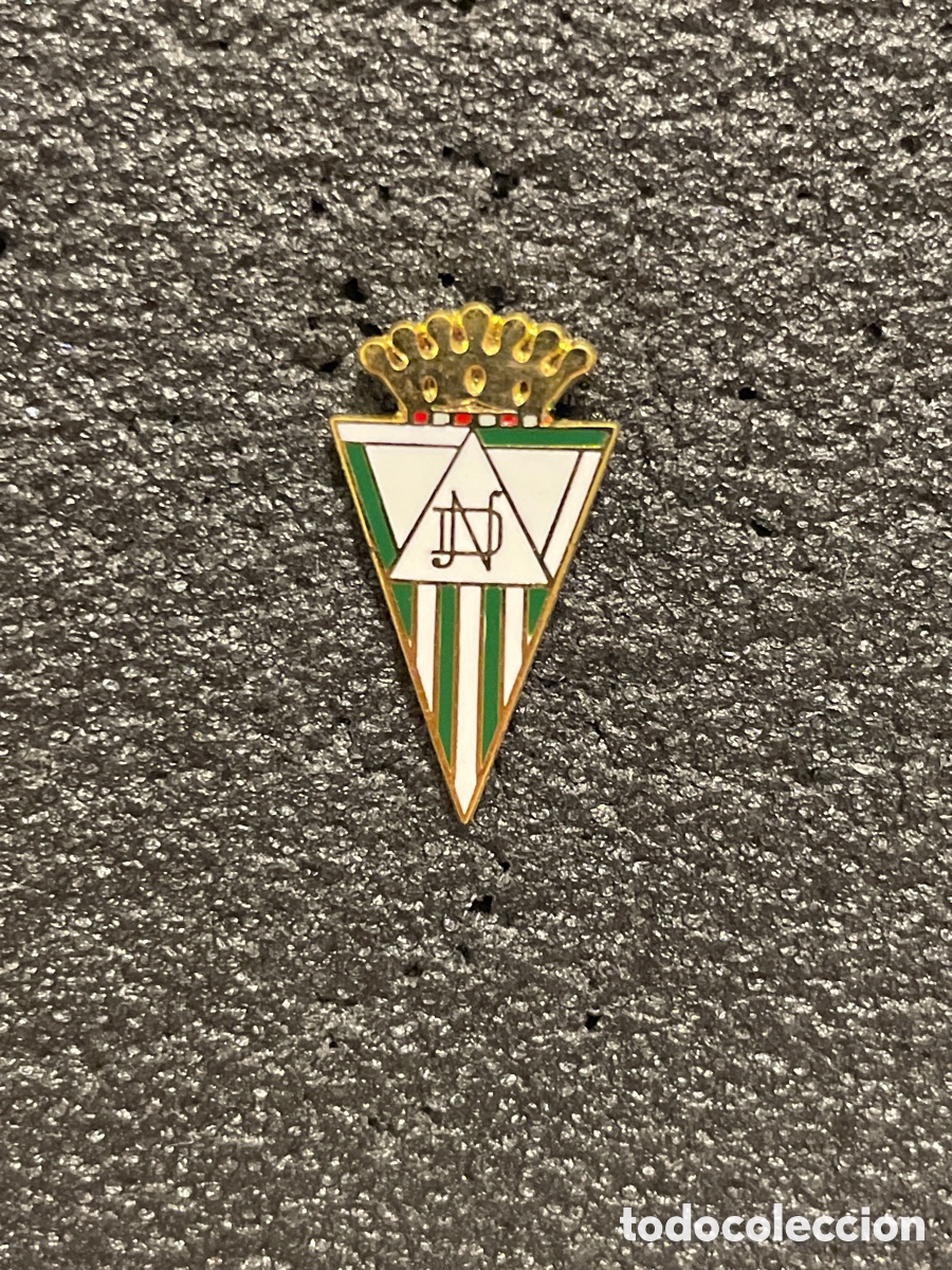 Collezionismo sportivo: Pin 46 DEPORTIVO NACIONAL - Madrid
