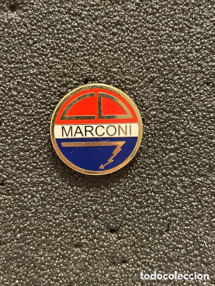 Collezionismo sportivo: Pin 68 C.D. MARCONI - Madrid