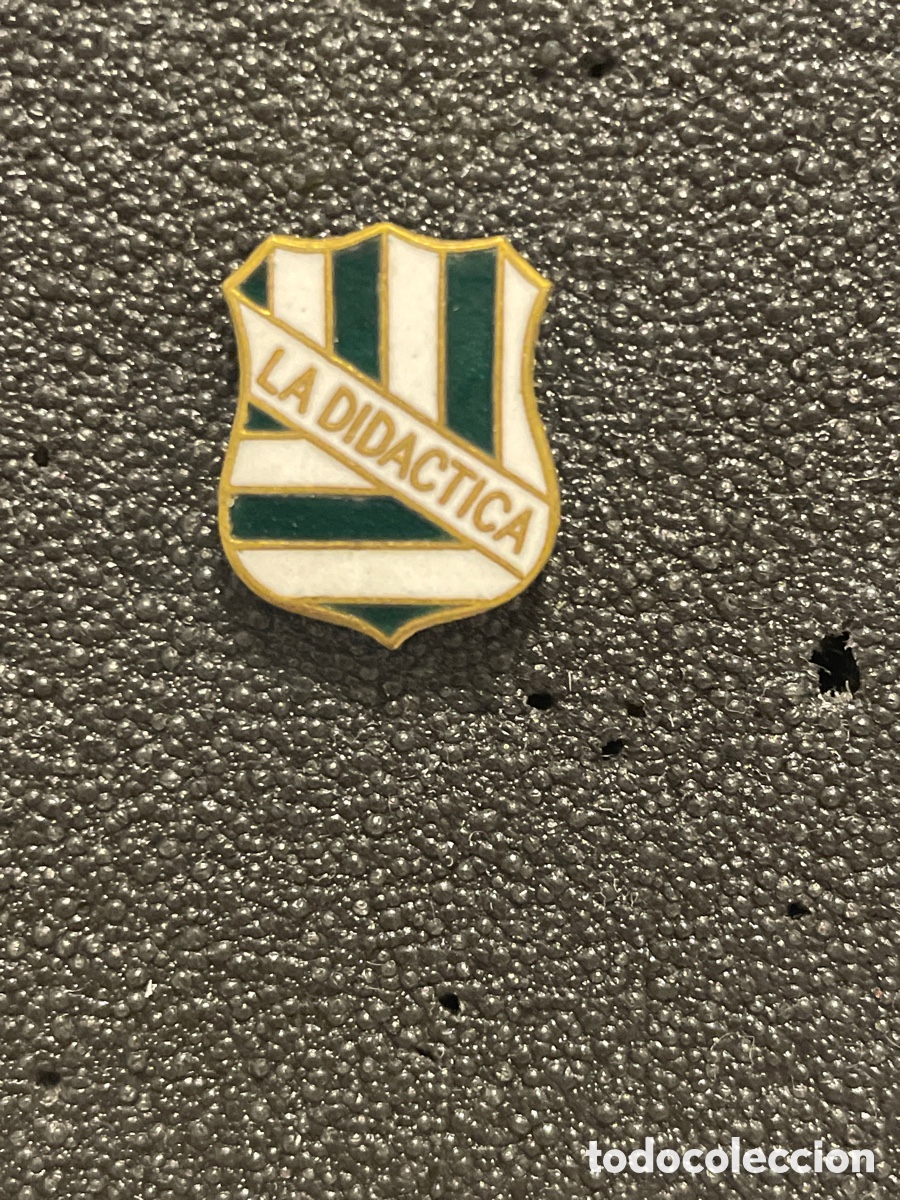 Collezionismo sportivo: Pin 72 LA DIDACTICA C.F. - Madrid