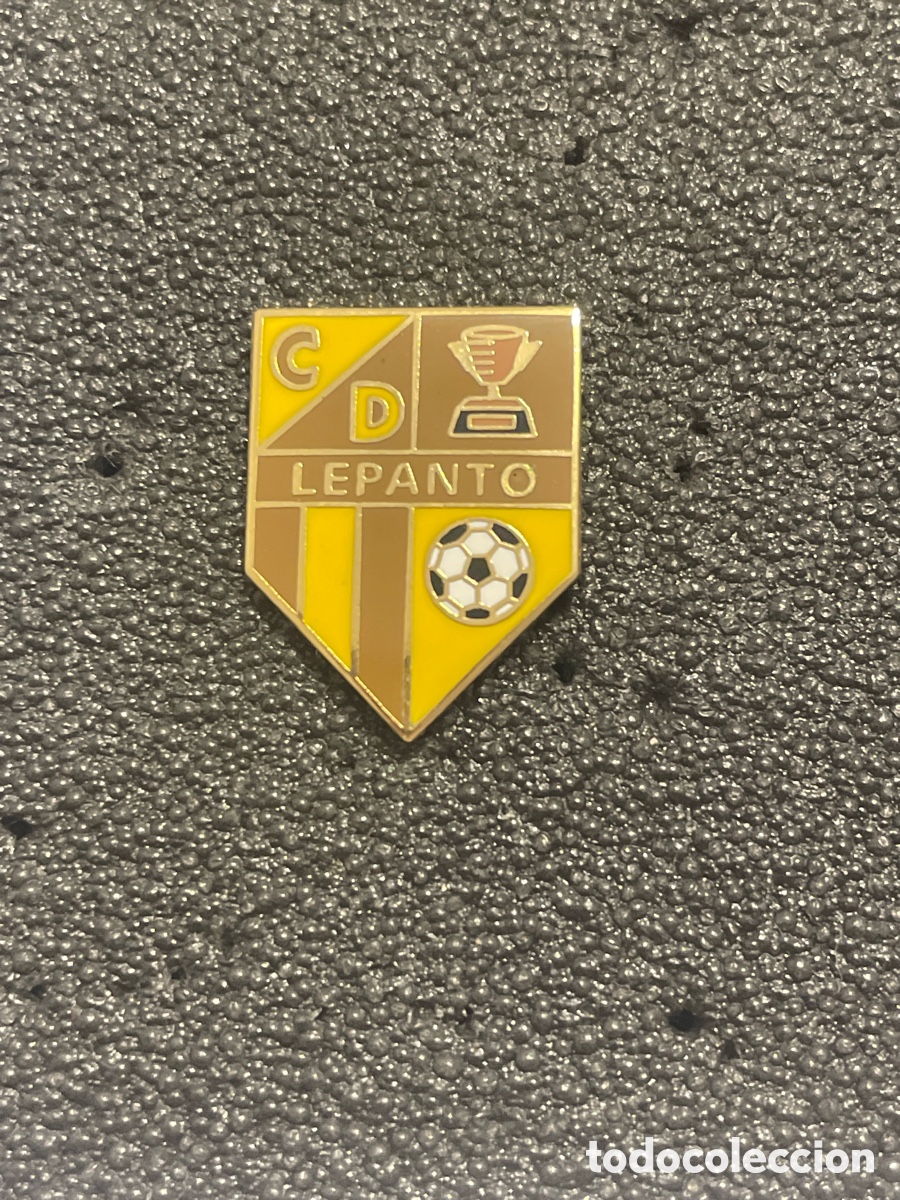 Collezionismo sportivo: Pin 88 C.D. LEPANTO - Madrid