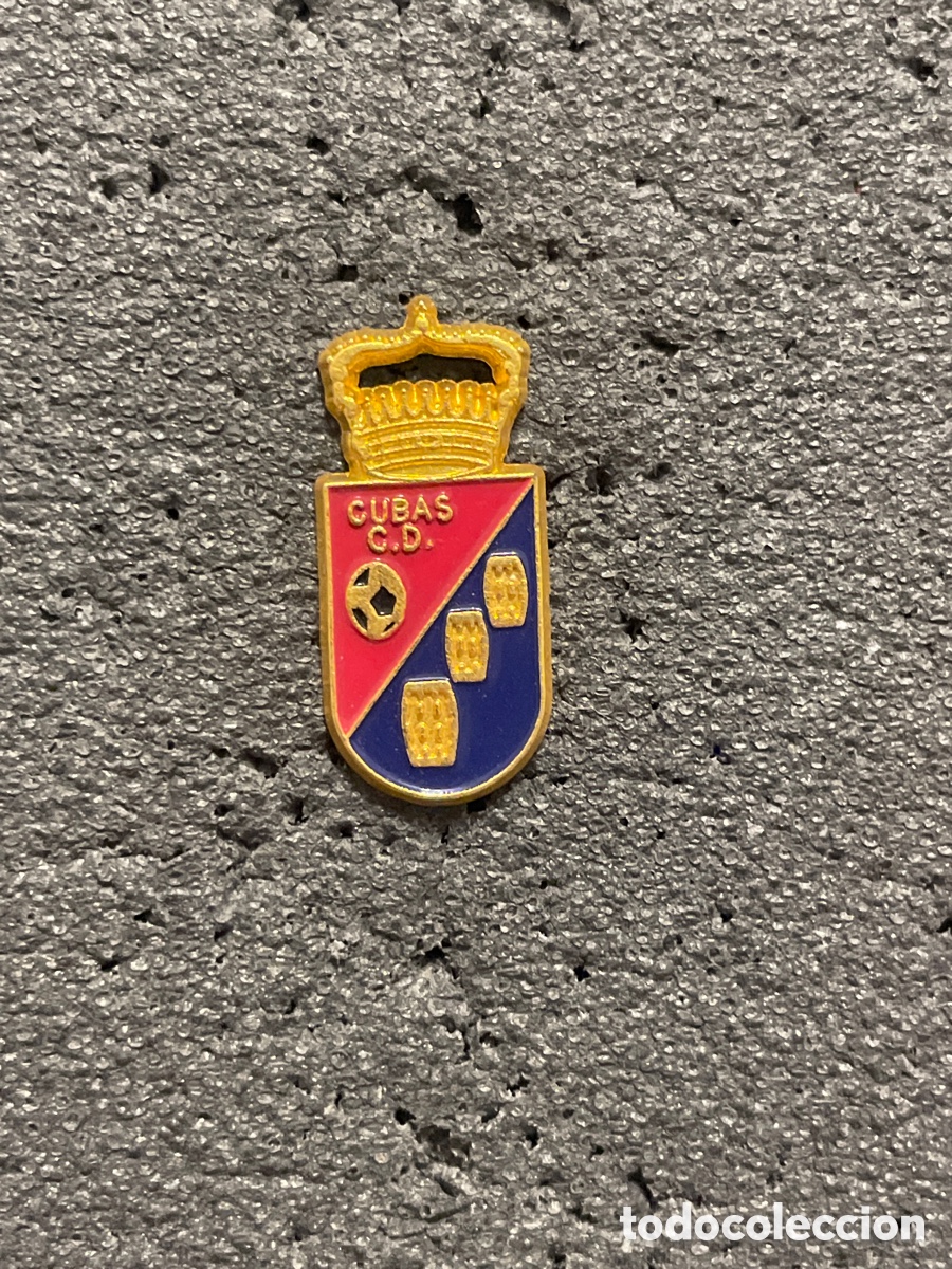 Collezionismo sportivo: Pin 96 CUBAS C.D. - Cubas de la Sagra (Madrid)