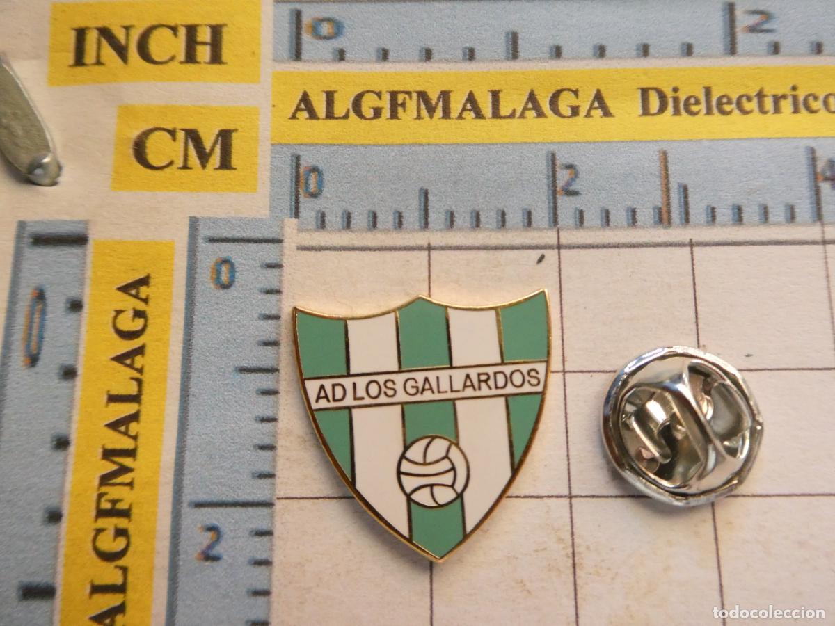 Sammelleidenschaft Sport: PIN DE DEPORTES. F&Uacute;TBOL. AD LOS GALLARDOS ALMER&Iacute;A. ESCUDO EQUIPO