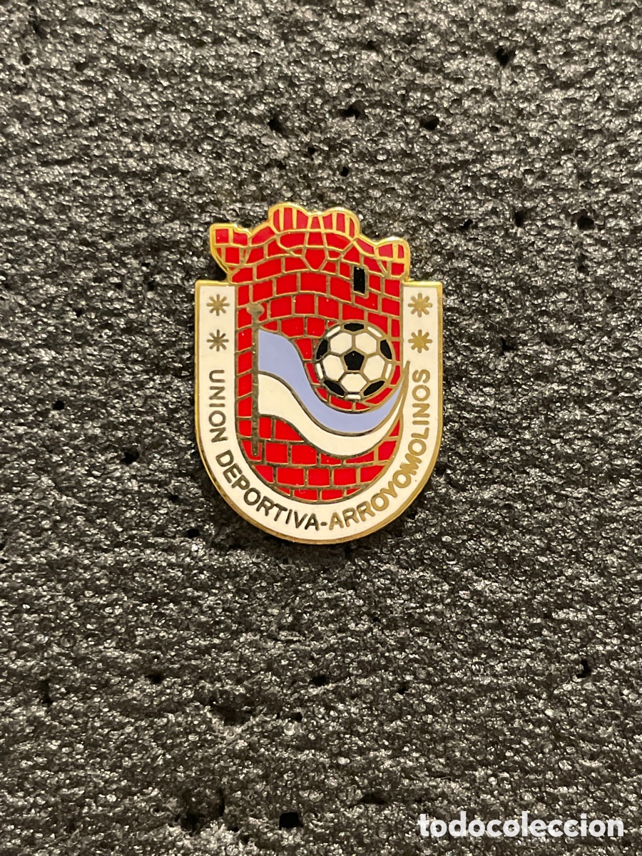 Collezionismo sportivo: Pin 109 U.D. ARROYOMOLINOS - Arroyomolinos (Madrid)