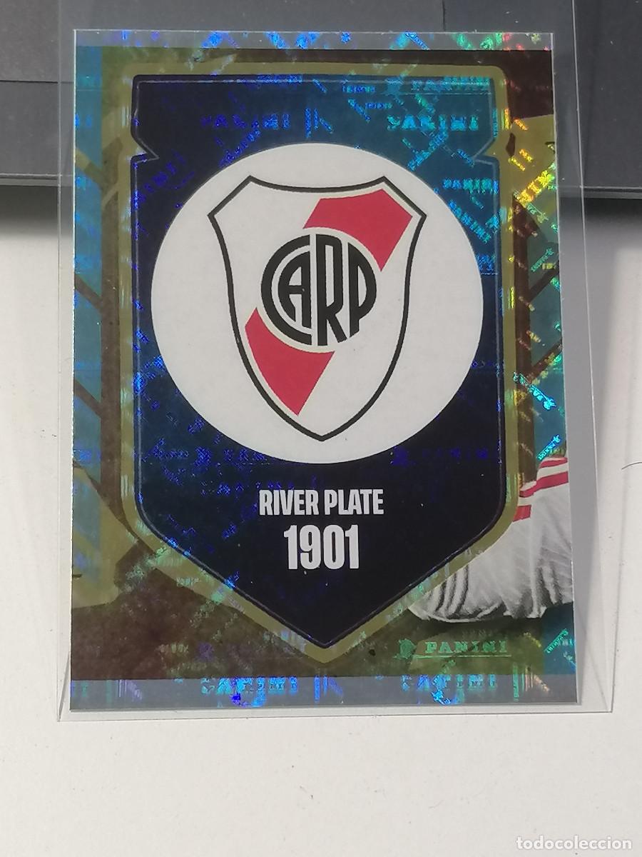 Sammelleidenschaft Sport: 31 ESCUDO BADGE LOGO RIVER PLATE UEFA CHAMPIONS LEAGUE STICKER TOPPS 2024-25 FIFA 365