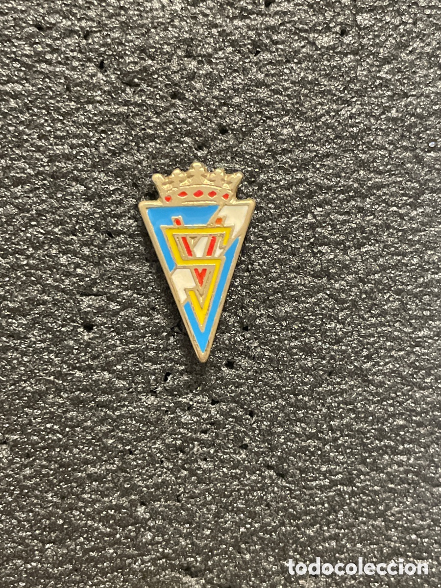 Collectionnisme sportif: Pin 265 SPORTING VALLECANO - Madrid
