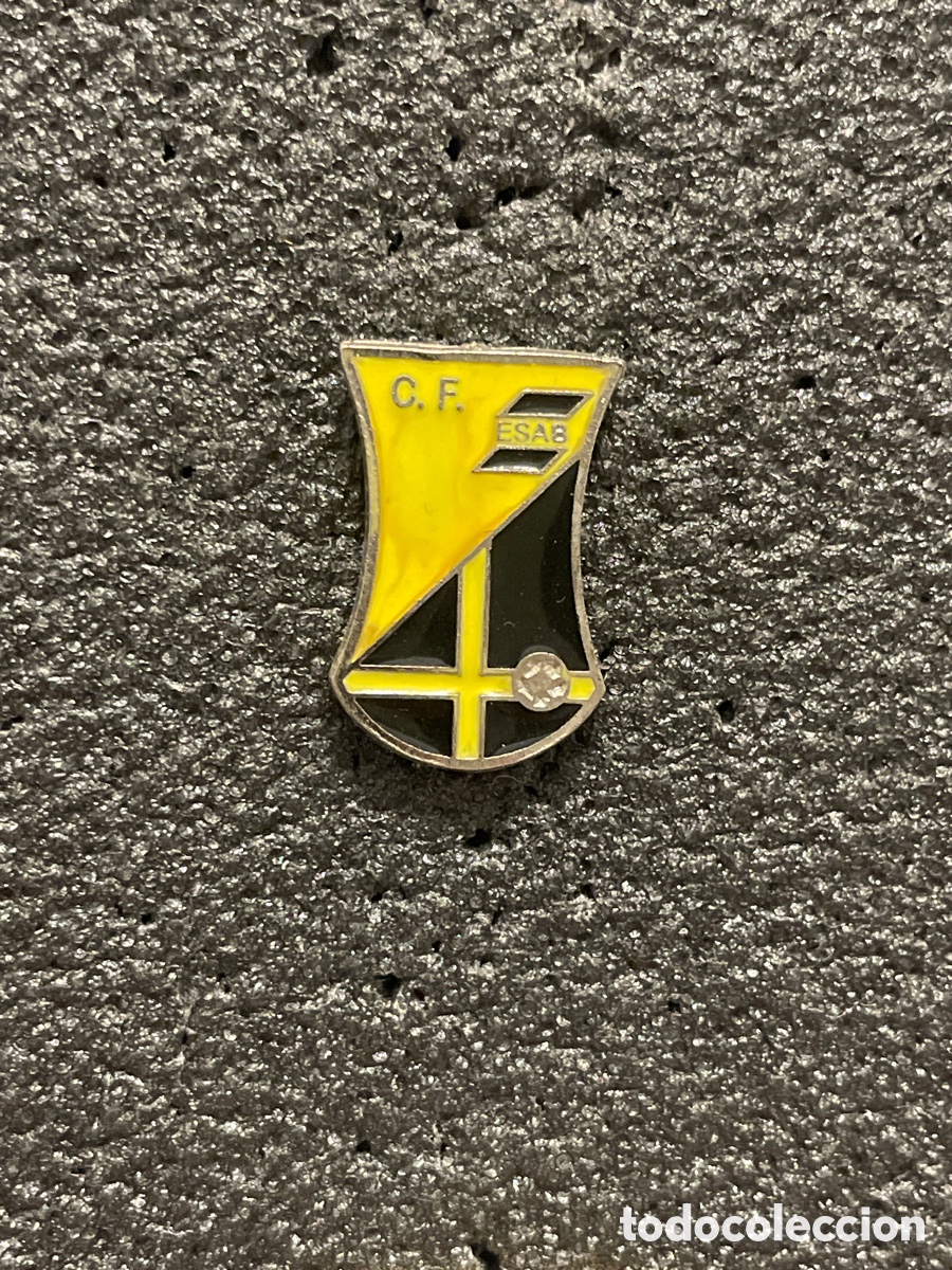 Colecionismo desportivo: Pin 278 C.F. ESAB - Madrid