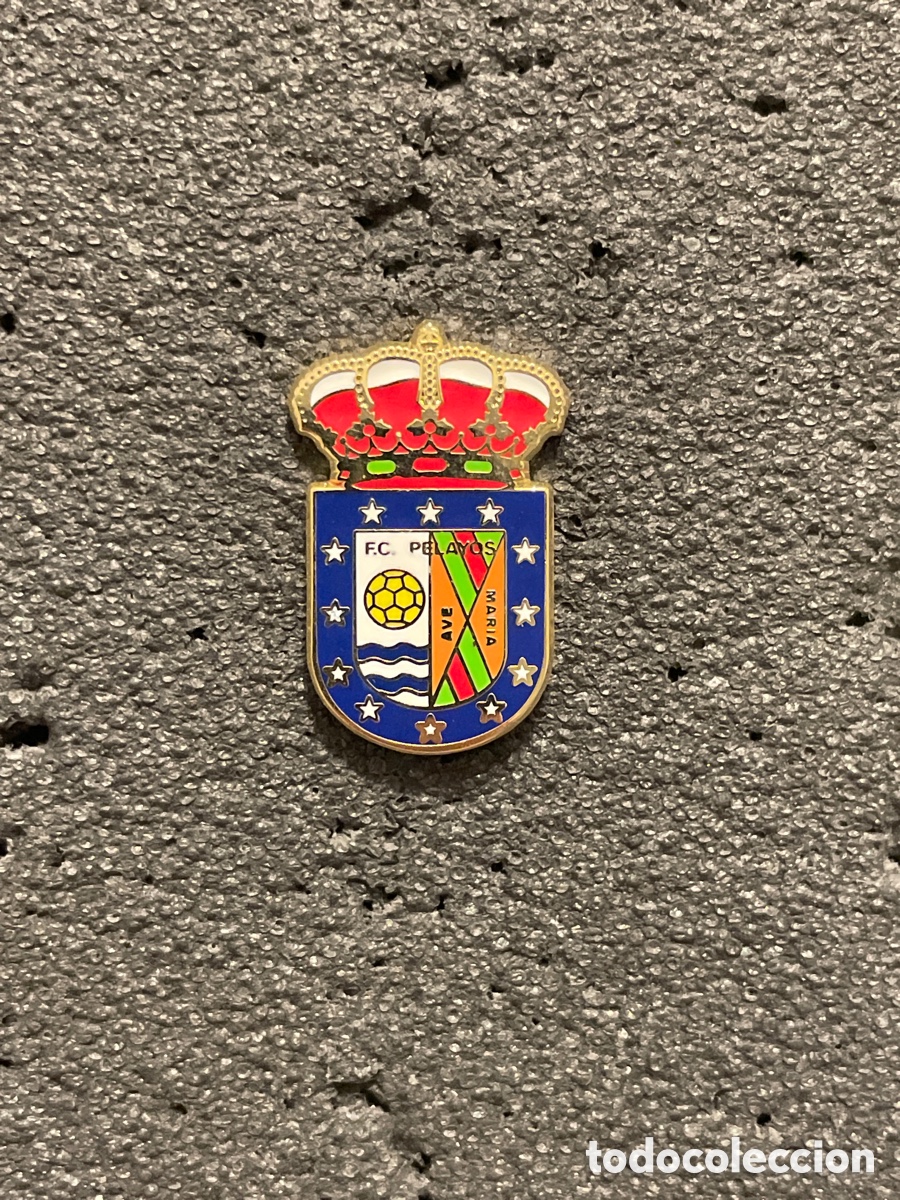 Colecionismo desportivo: Pin 294 F.C. PELAYOS - Pelayos de la Presa (Madrid)