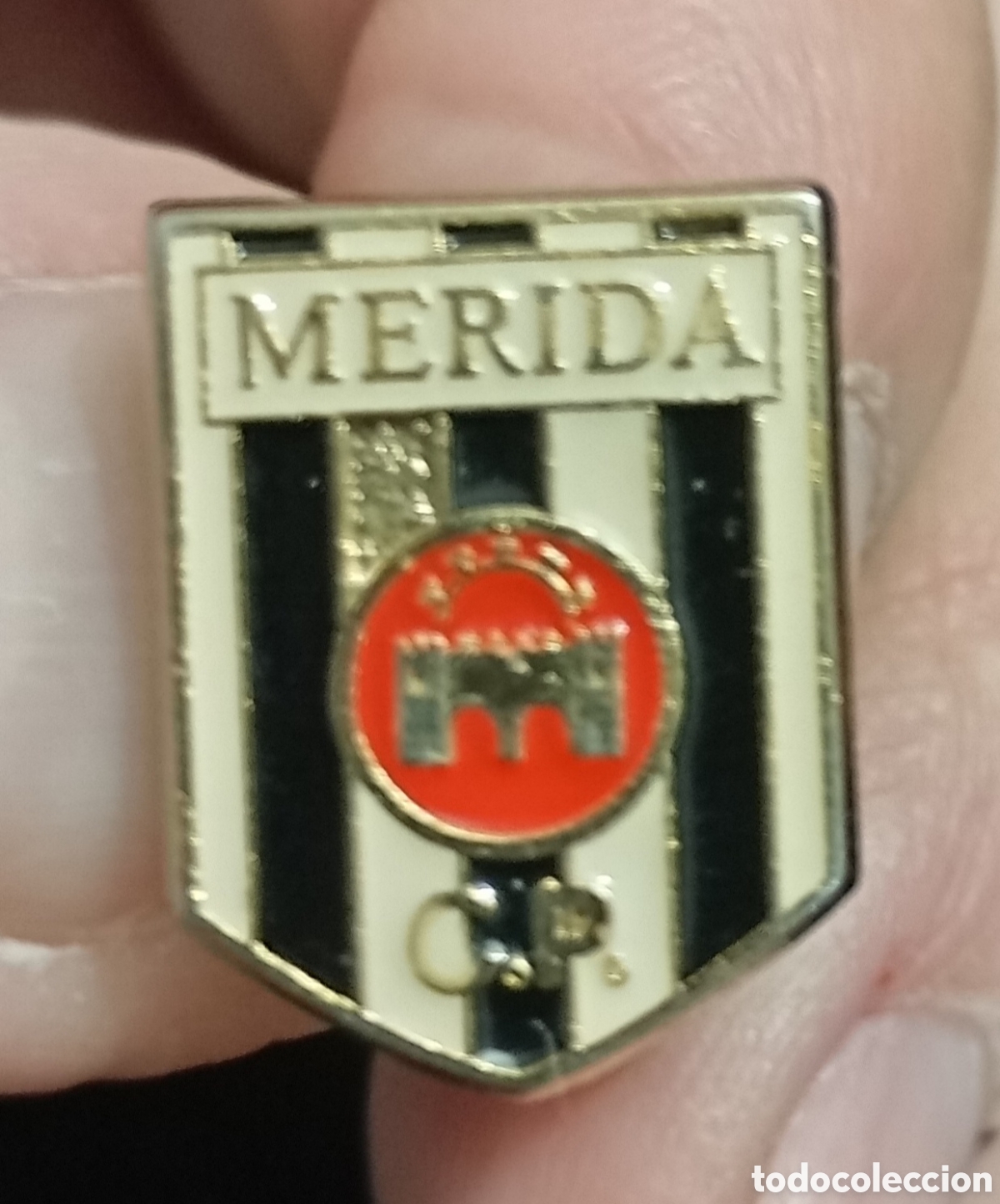 Collectionnisme sportif: Pin de alfiler M&eacute;rida Club Polideportivo
