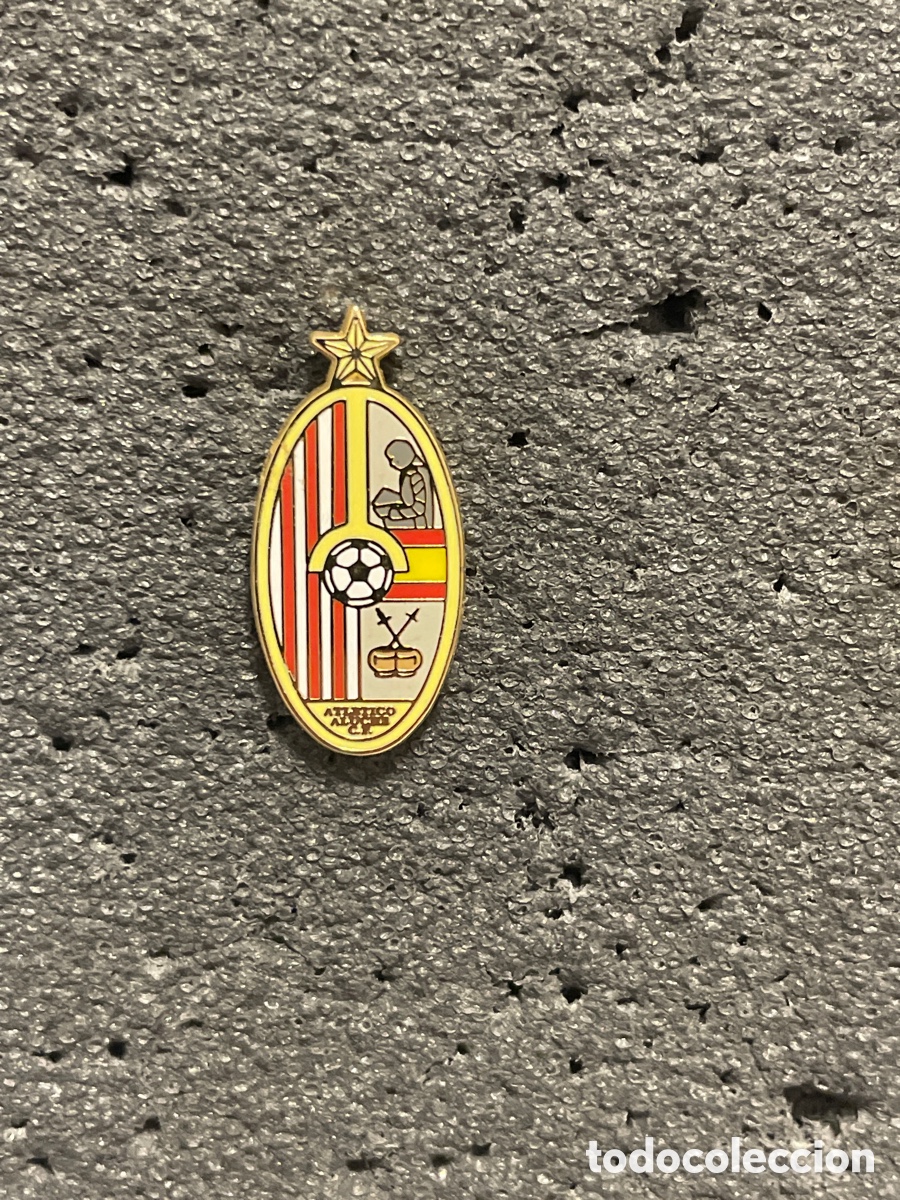 Colecionismo desportivo: Pin 312 ATLETICO ALUCHE C.F. - Madrid