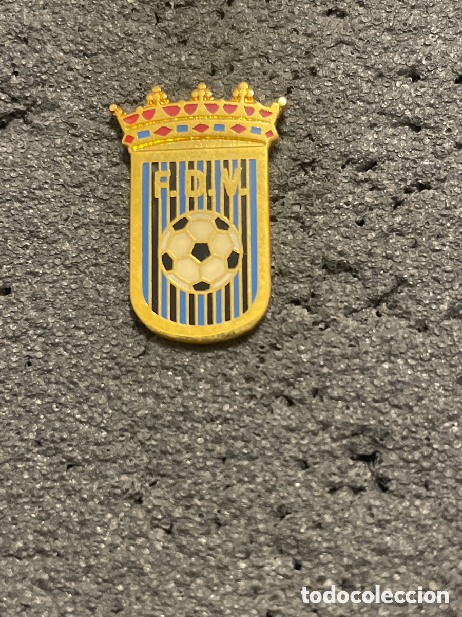 Colecionismo desportivo: Pin 398 F.D. VALDEMORO - Valdemoro (Madrid)