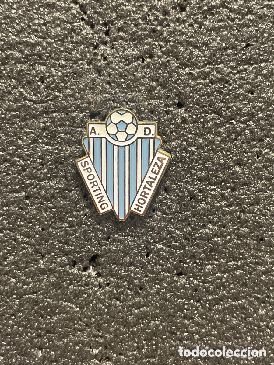 Colecionismo desportivo: Pin 426 A.D. SPORTING HORTALEZA - Madrid