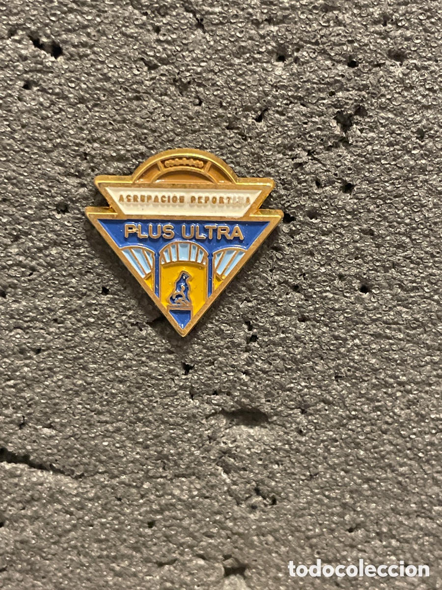 Colecionismo desportivo: Pin 441 A.D. PLUS ULTRA - Madrid