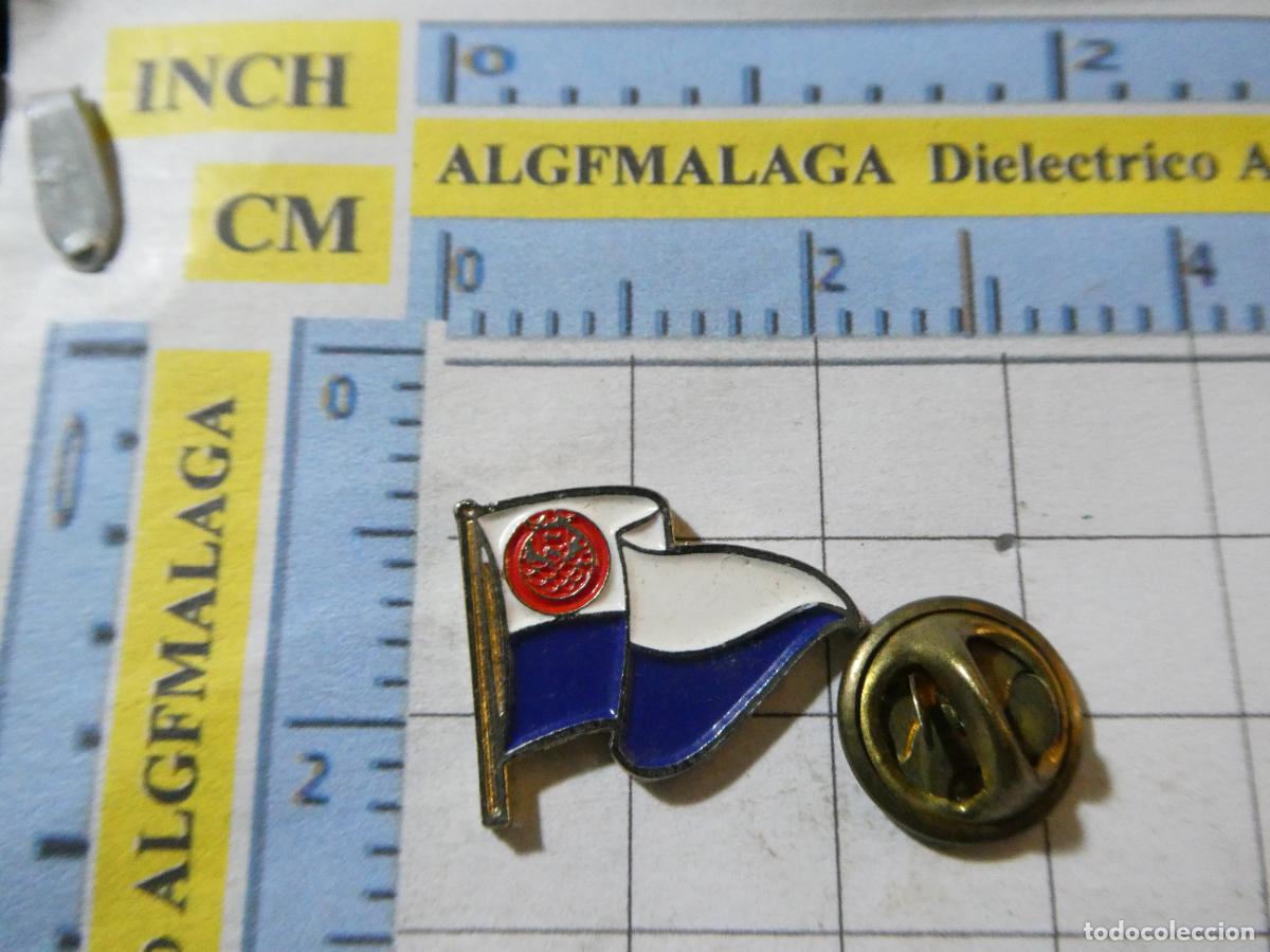 Collezionismo sportivo: PIN DE DEPORTES. F&Uacute;TBOL. CD SANTURCI VIZCAYA. ESCUDO EQUIPO