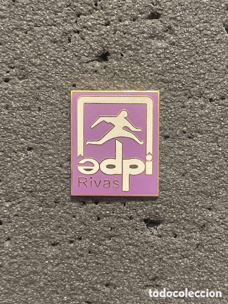 Colecionismo desportivo: Pin 468 A.D.P.I. RIVAS - Rivas Vaciamadrid (Madrid)