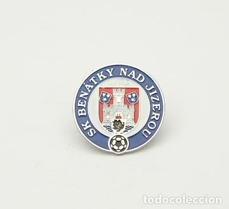 Collezionismo sportivo: Badge Pin: European football clubs Czech Republic - SK Benatky nad Jizerou