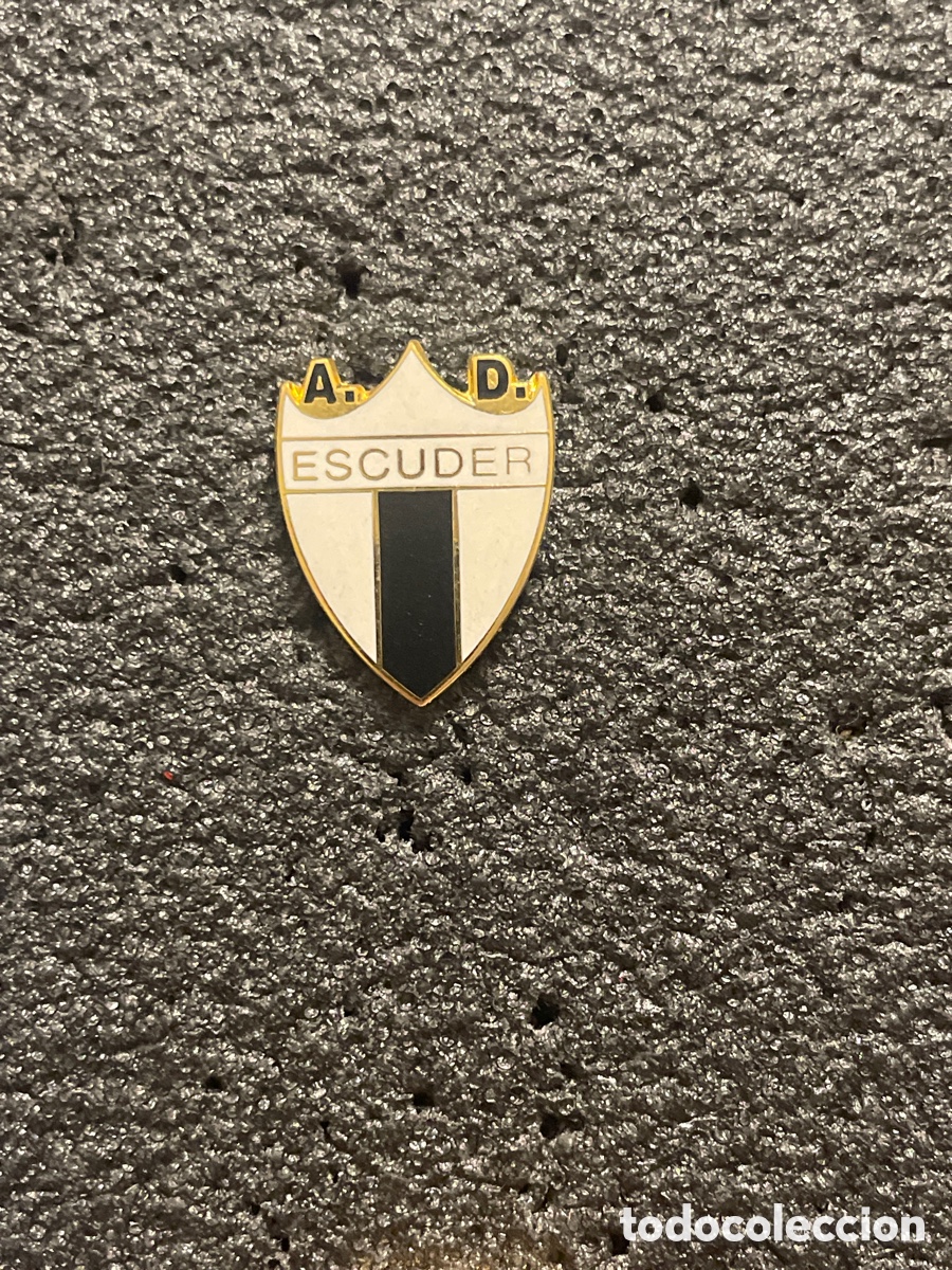 Collezionismo sportivo: Pin 471 A.D. ESCUDER - Madrid