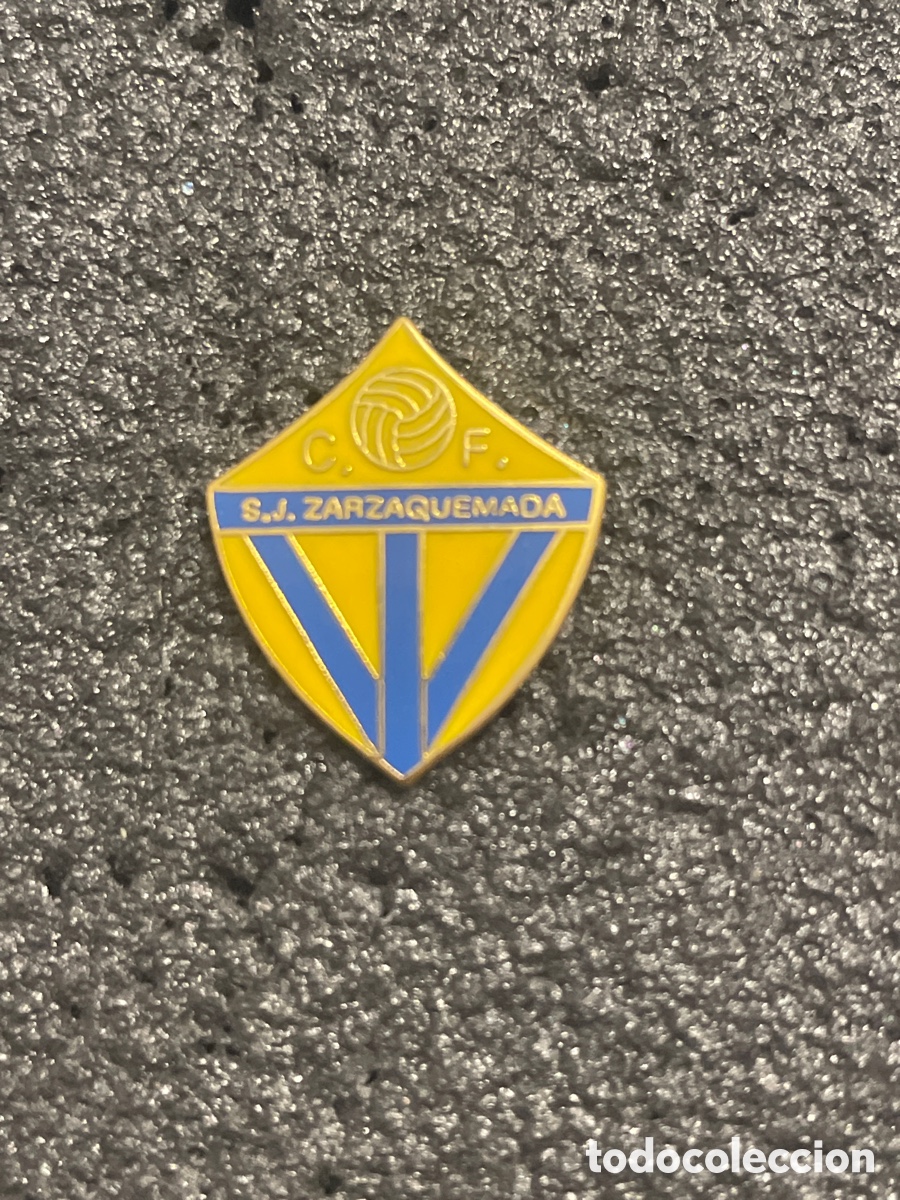 Collezionismo sportivo: Pin 478 C.F. SAN JUAN DE ZARZAQUEMADA - Legan&eacute;s (Madrid)