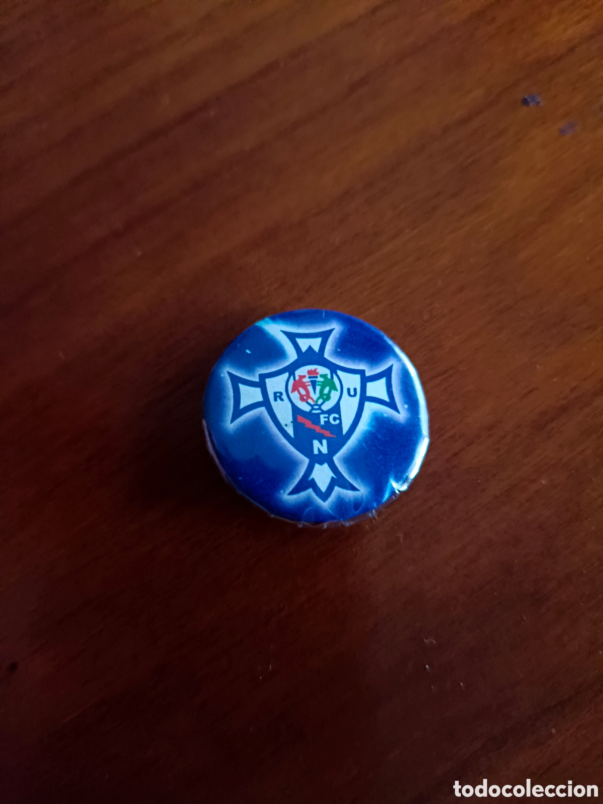 Collectionnisme sportif: CHAPA REL&Aacute;MPAGO UNIAO NOGUEIRENSE FC DE PORTUGAL