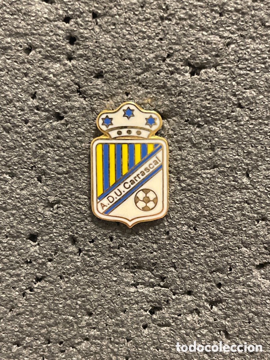 Coleccionismo deportivo: Pin 533 A.D.U. CARRASCAL - Legan&eacute;s (Madrid