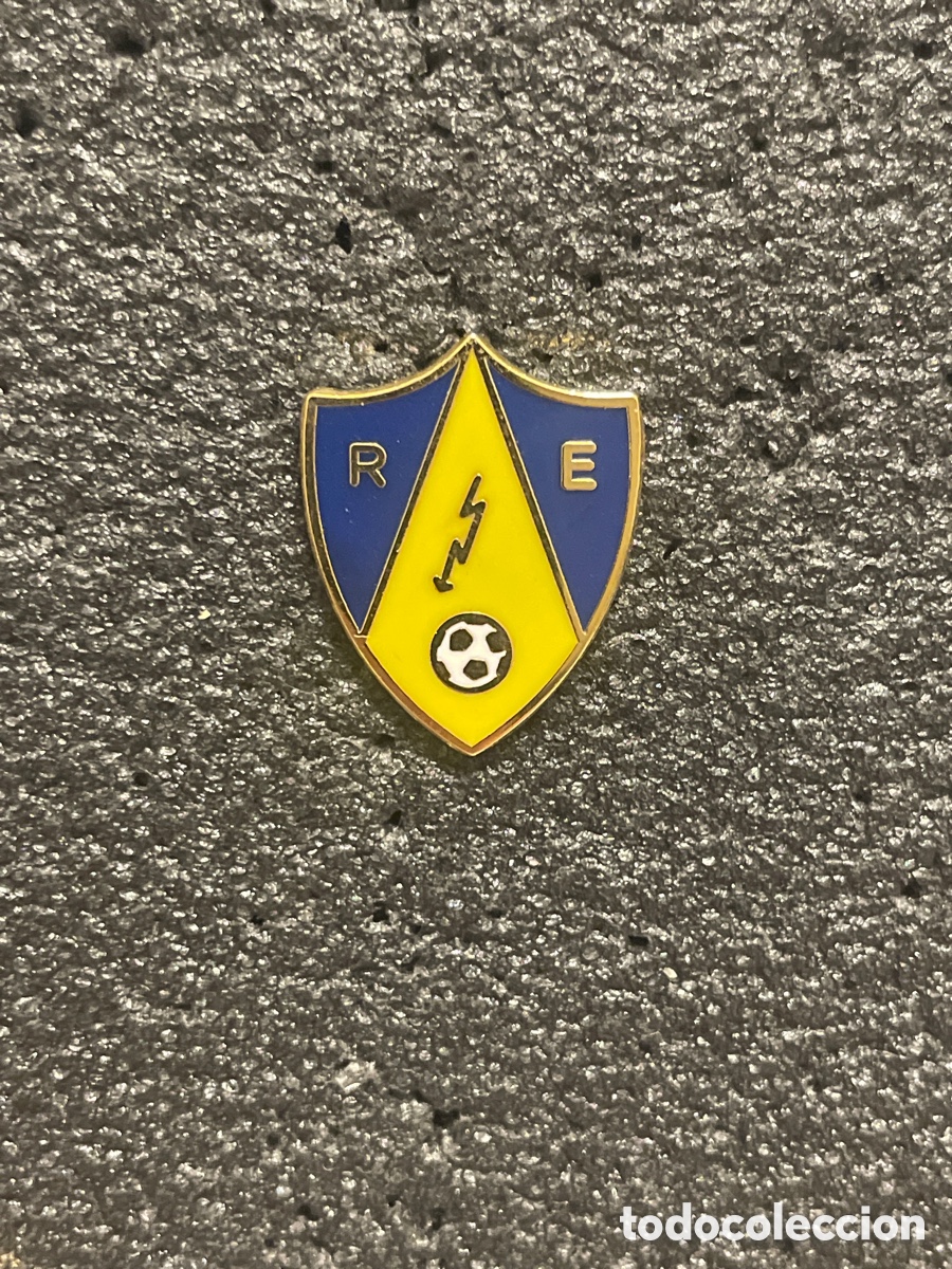 Sammelleidenschaft Sport: Pin 550 RAYO ESPARTA - Madrid