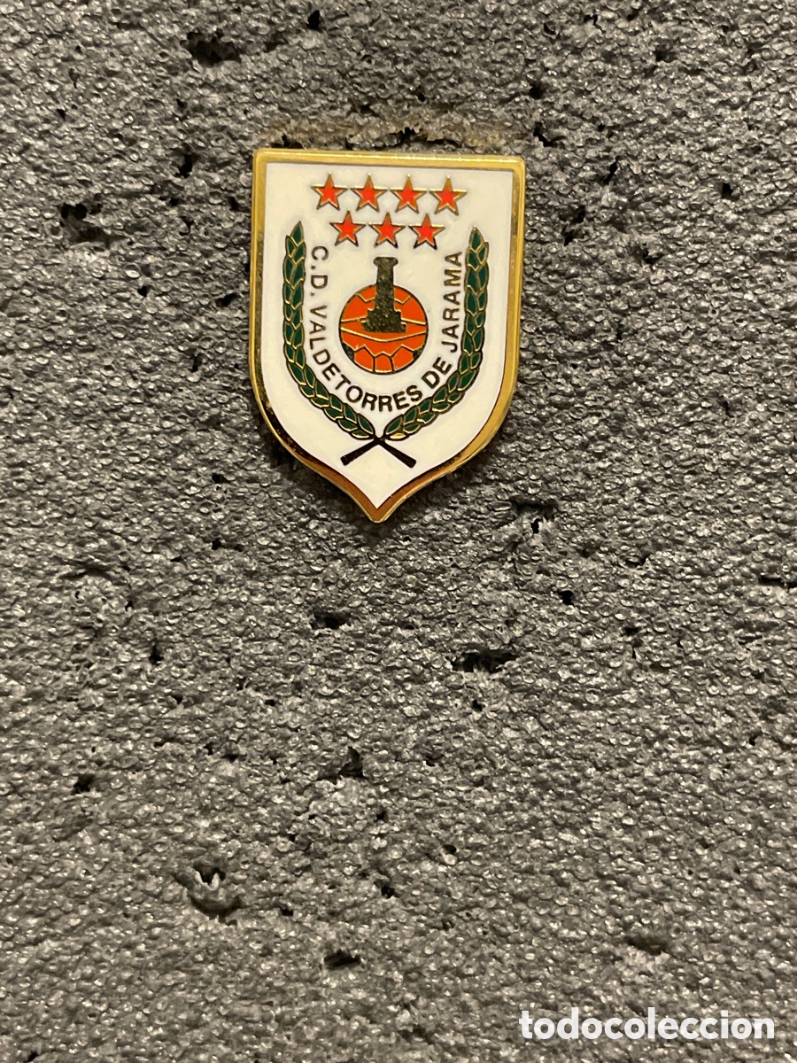 Sammelleidenschaft Sport: Pin 572 C.D. VALDETORRES - Valdetorres del Jarama (Madrid)