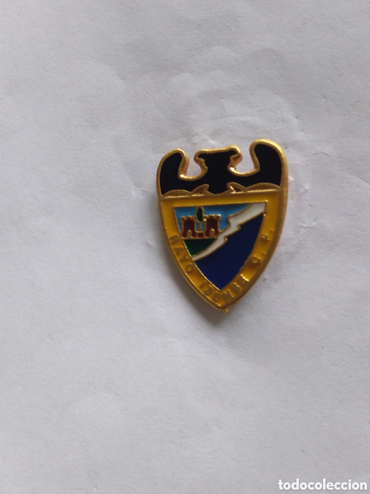 Colecionismo desportivo: Pin - Rayo Ibense Club de F&uacute;tbol ( Alicante)
