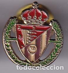 Collezionismo sportivo: PIN DEL CLUB DE FUTBOL VALLADOLID (FOOTBALL)
