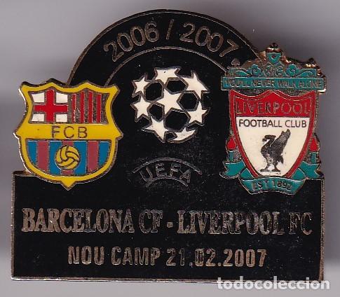 Collezionismo sportivo: PIN DE LA CHAMPIONS LEAGUE 2006/07 BARCELONA - LIVERPOOL (FOOTBALL) pincho roto