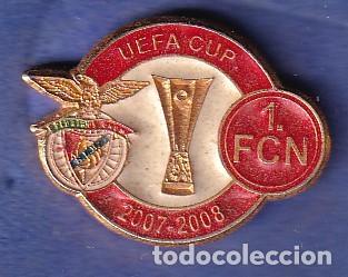 Collezionismo sportivo: PIN DE LA UEFA CUP 2007-2008 BENFICA - NUREMBERG (FOOTBALL)