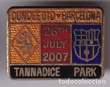 Collezionismo sportivo: PIN DE IMPERDIBLE CHAMPIONS LEAGUE A&Ntilde;O 2007 BARCELONA - DUNDEE UNITED (FOOTBALL)