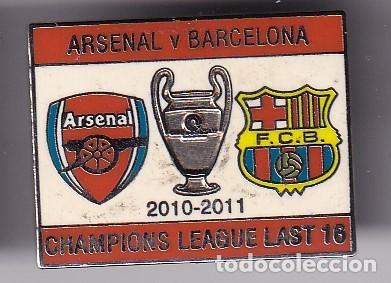 Collezionismo sportivo: PIN DE IMPERDIBLE CHAMPIONS LEAGUE A&Ntilde;O 2010/2011 ARSENAL - BARCELONA (FOOTBALL)
