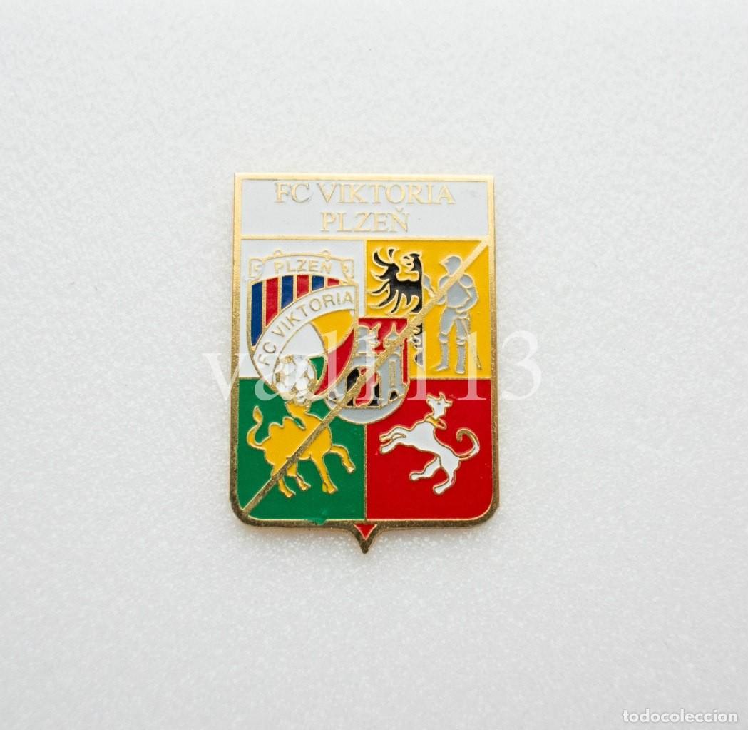 Colecionismo desportivo: Badge Pin: European football clubs Czech Republic - FC Viktoria Plzen